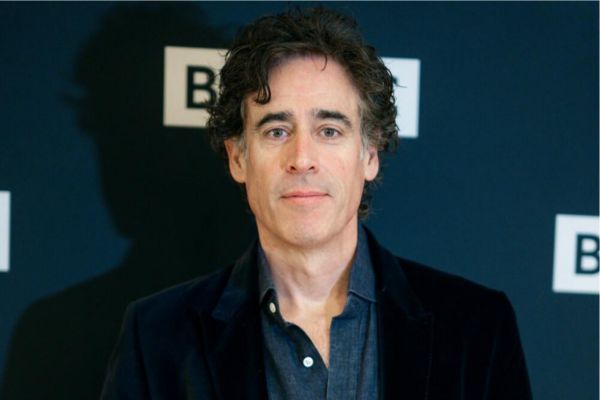 Stephen Mangan: The Inspiring Story of Britain’s Versatile Actor and Television Star Stephen Mangan