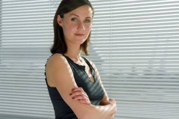 Esther Hall: The Acclaimed British Actress Behind Memorable TV Dramas esther hall