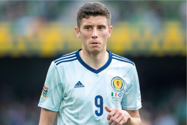 Ross Stewart: The Scottish Striker Who Refused to Take the Easy Road Ross Stewart